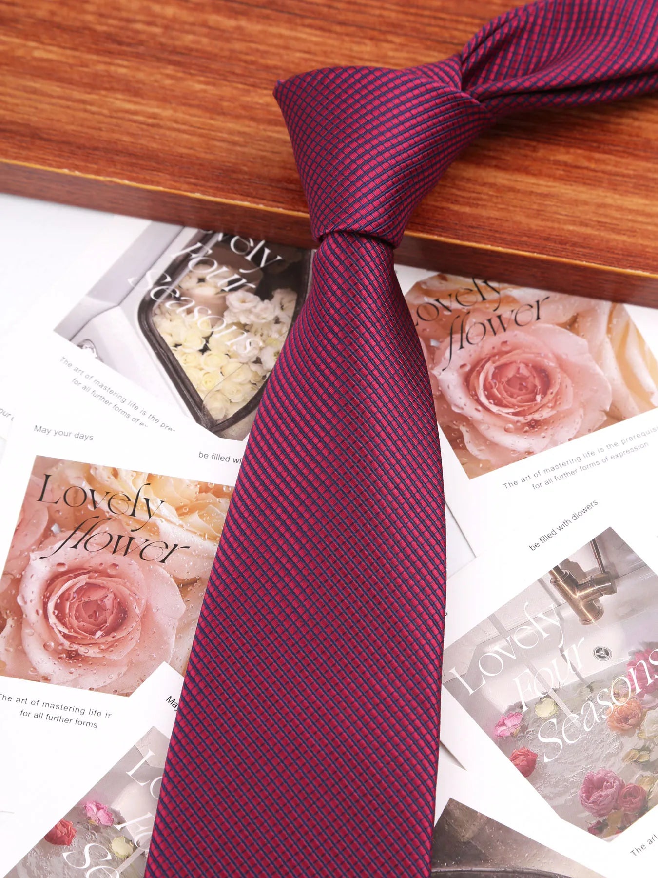 Elegant Blue Pink Striped 8 cm Men Tie For Men Suit Accessories Wedding Workplace Birthday Party Outfit