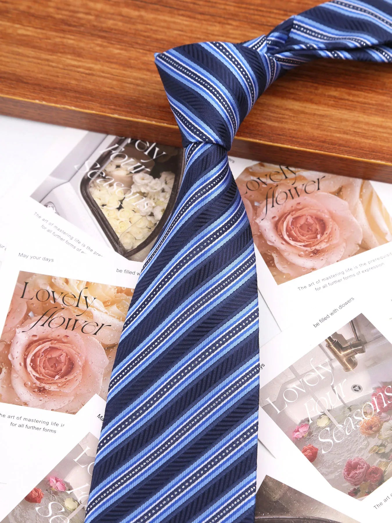 Elegant Blue Pink Striped 8 cm Men Tie For Men Suit Accessories Wedding Workplace Birthday Party Outfit