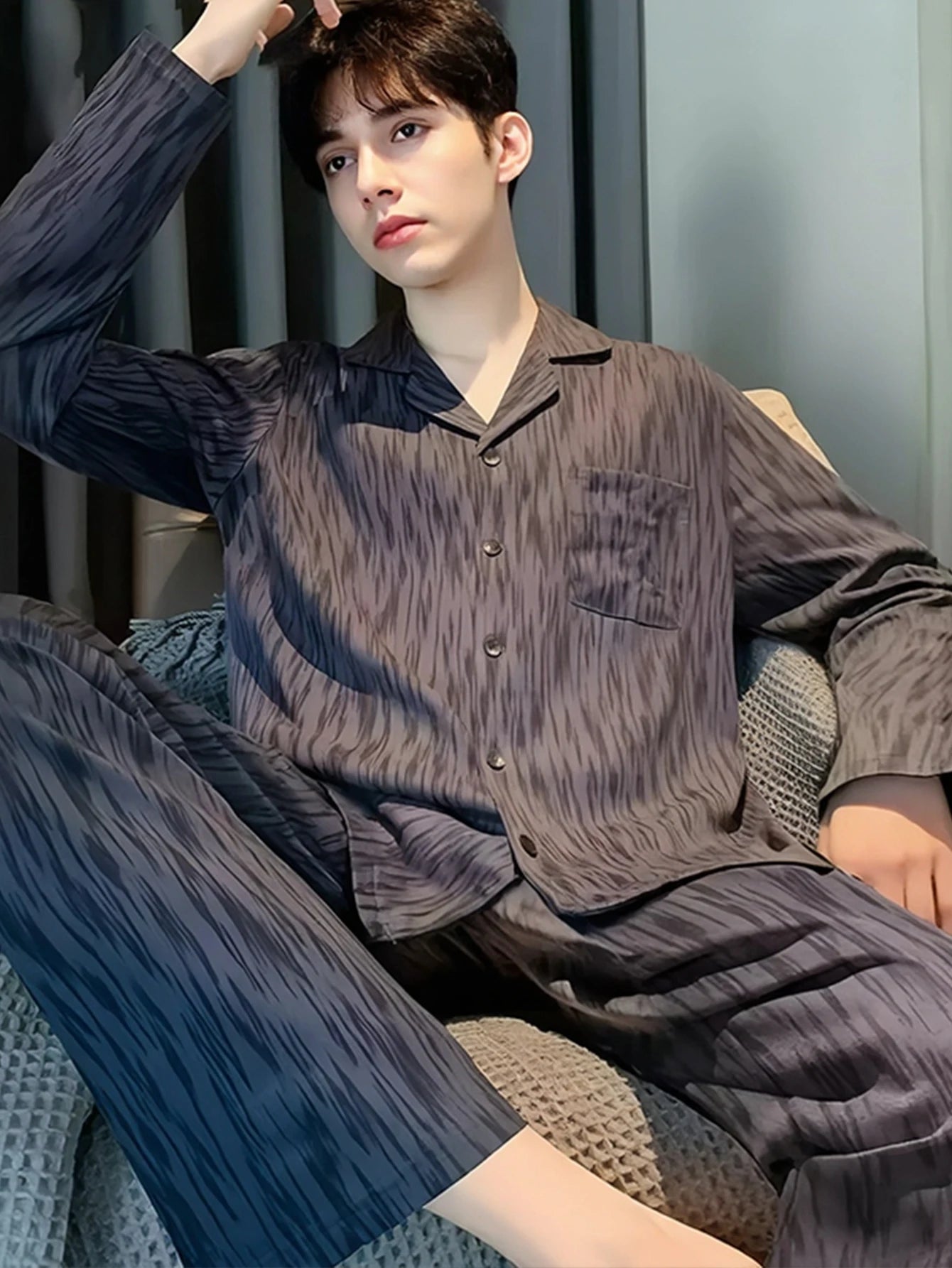 【Casual Homewear】Men's Versatile Pajama Set That Can Be Worn Outside, Long-Sleeved Top and Long Pants, Suitable for All Seasons