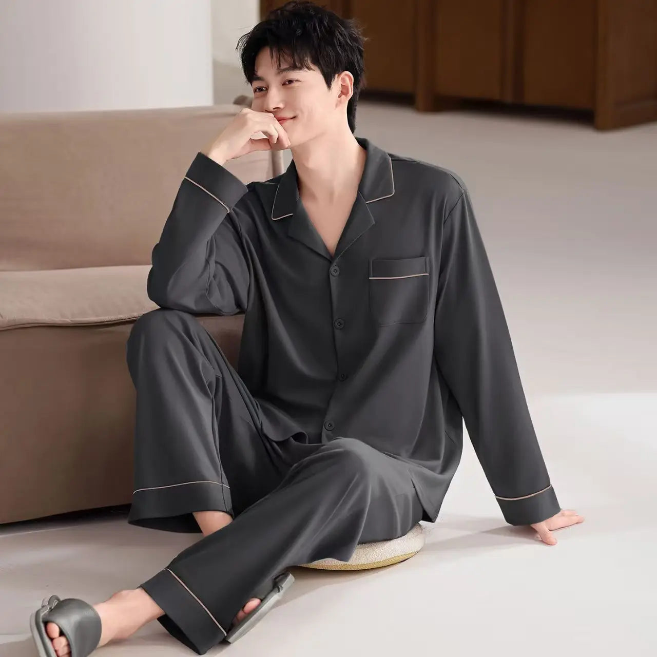 【Casual Homewear】Men's Versatile Pajama Set That Can Be Worn Outside, Long-Sleeved Top and Long Pants, Suitable for All Seasons