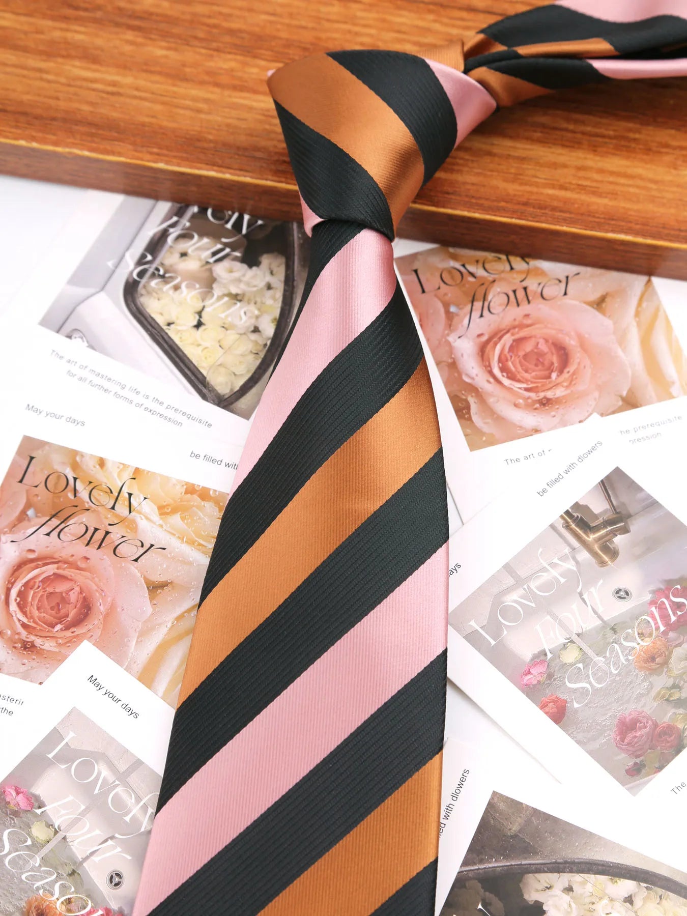 Elegant Blue Pink Striped 8 cm Men Tie For Men Suit Accessories Wedding Workplace Birthday Party Outfit