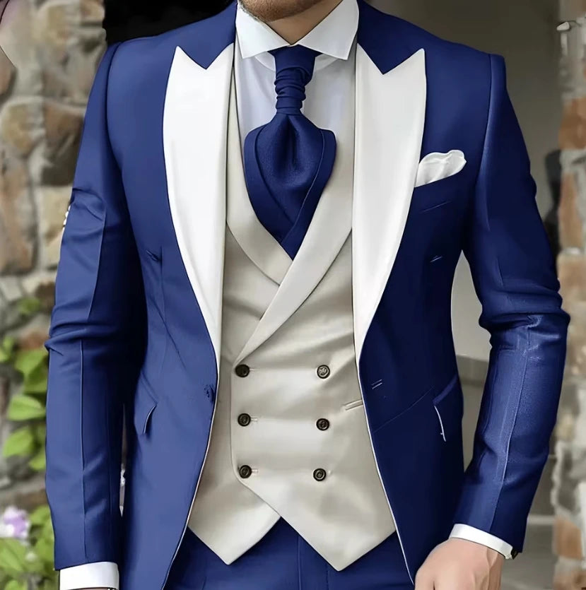 Men Suit White Classic 3 Pieces Wedding Suits Set Fashion Men Business Tuxedo Peaked Lapel Groomsmen Blazer Pants Vest
