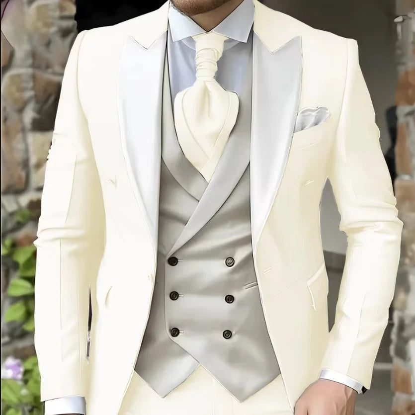 Men Suit White Classic 3 Pieces Wedding Suits Set Fashion Men Business Tuxedo Peaked Lapel Groomsmen Blazer Pants Vest